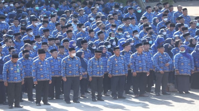 654d2160006de-ilustrasi-aparatur-sipil-negara-atau-asn_665_374.jpg