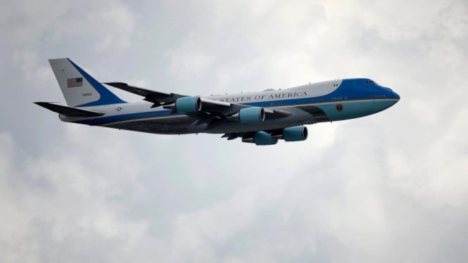 68cc0af2f0dc7-air-force-one-pesawat-kepresidenan-as_665_374.jpg